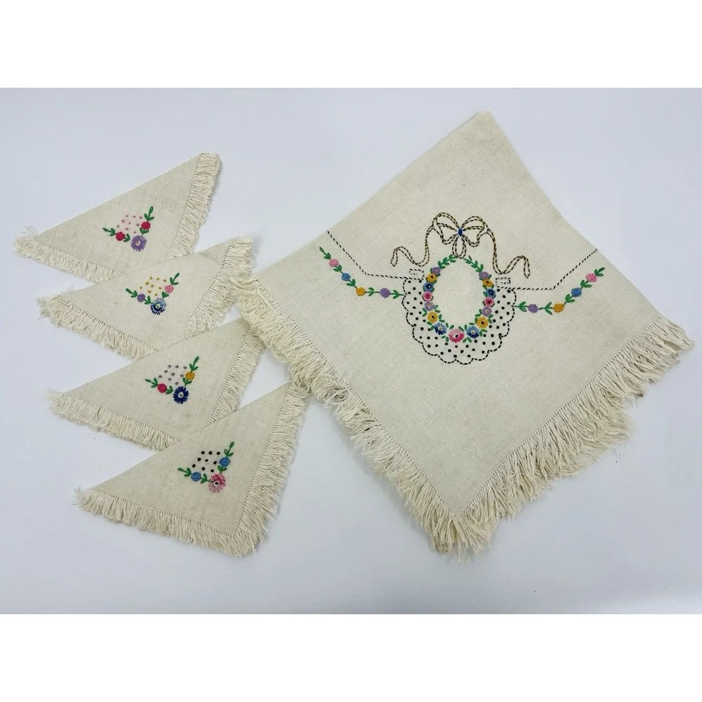 Vintage Bridge Luncheon Tablecloth and 4 Napkins Set Embroidered Flowers